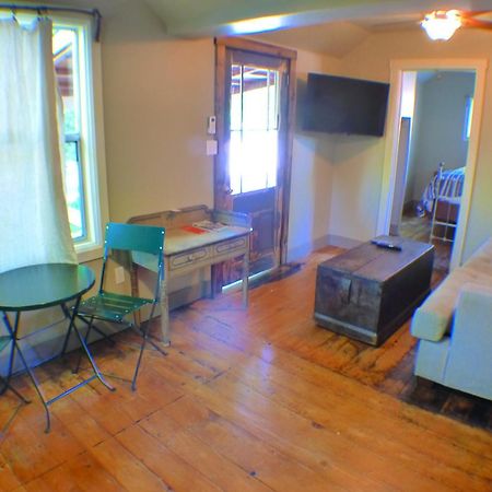 Motel Miner'S Camp Foresthill Esterno foto