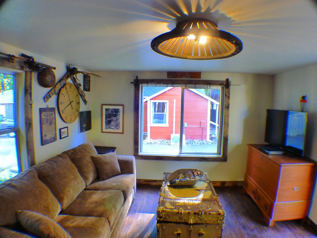 Motel Miner'S Camp Foresthill Esterno foto