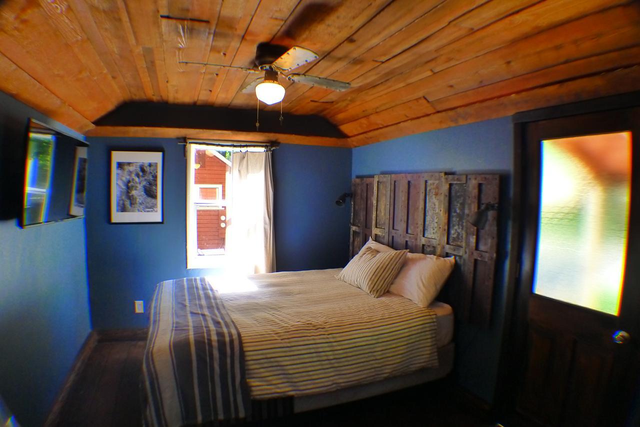Motel Miner'S Camp Foresthill Esterno foto