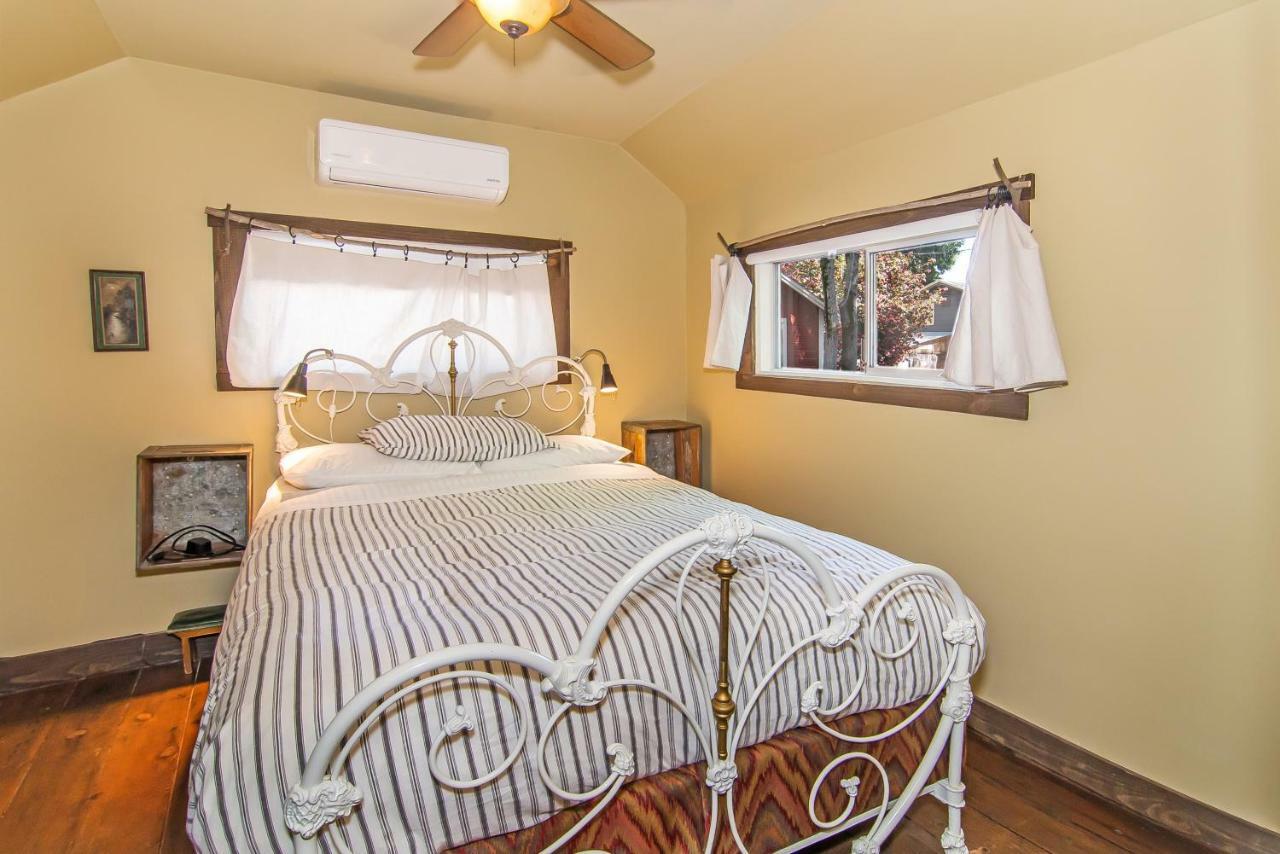Motel Miner'S Camp Foresthill Esterno foto